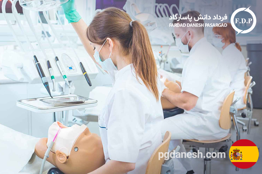عکسی از تحصیل دندانپزشکی در یکی از دانشگاه های پزشکی اسپانیا_1